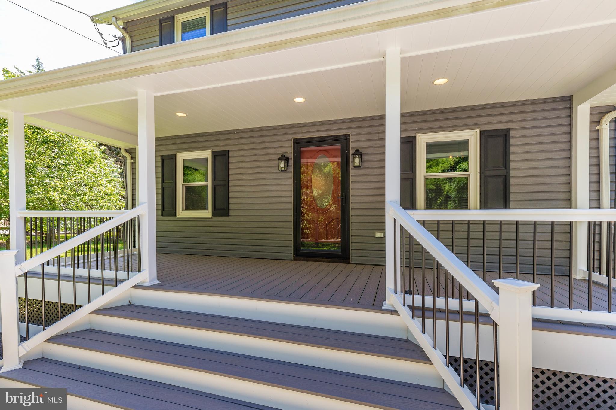 9727 Old Court Road Baltimore, MD 21244 - Photo 3 of 77 New deck 2017