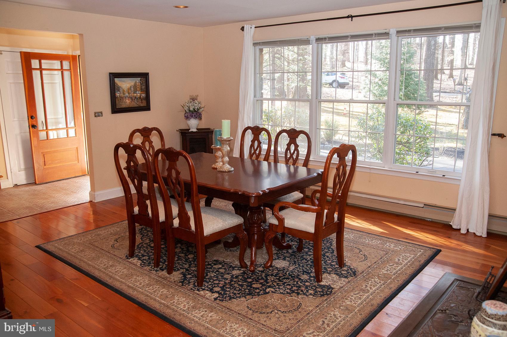 2931 Snake Hill Road Doylestown, PA 18902 - Photo 14 of 33 Dining Room