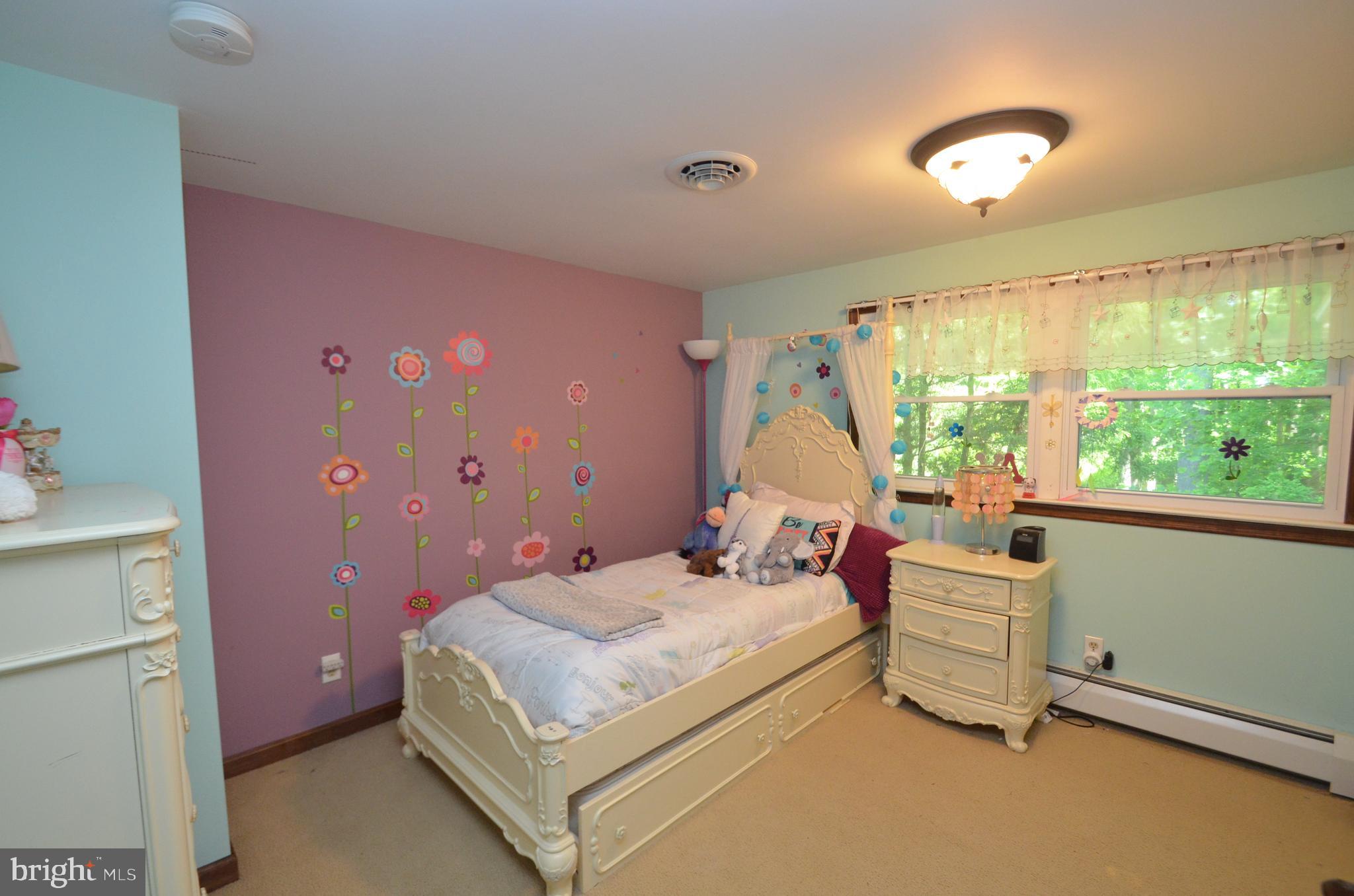 2931 Snake Hill Road Doylestown, PA 18902 - Photo 25 of 33 Bedroom 2