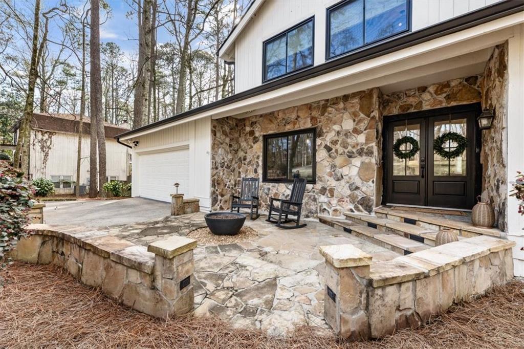 2415 Roxburgh Drive Roswell, GA 30076 - Photo 5 of 62