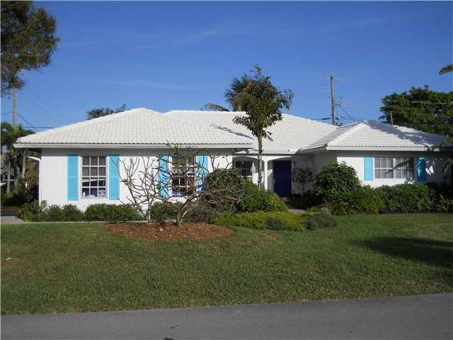 398 Denny Court Boca Raton, FL 33486 - Photo 1 of 6 Primary Photo