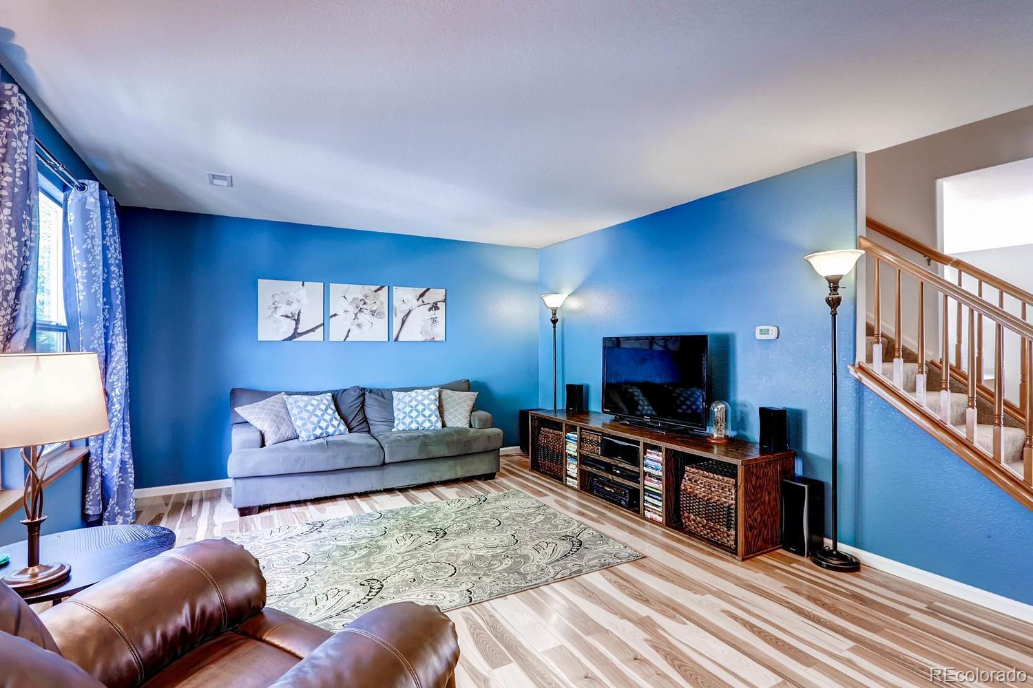 10432 Lower Ridge Road Longmont, CO 80504 - Photo 5 of 28 Gallery Image 5