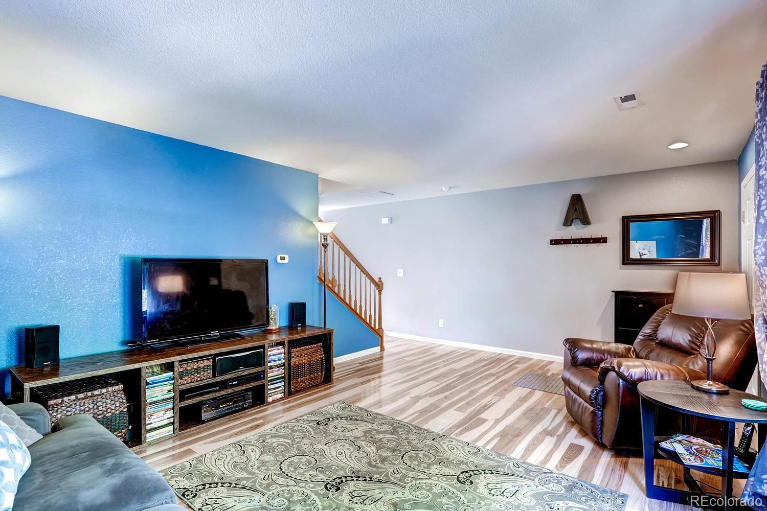 10432 Lower Ridge Road Longmont, CO 80504 - Photo 8 of 28 Gallery Image 8