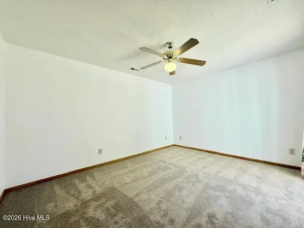 $2,150 | 1215 Willow Springs Drive West, Richlands, NC 28574