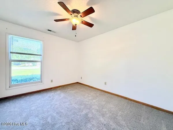 $2,150 | 1215 Willow Springs Drive West, Richlands, NC 28574