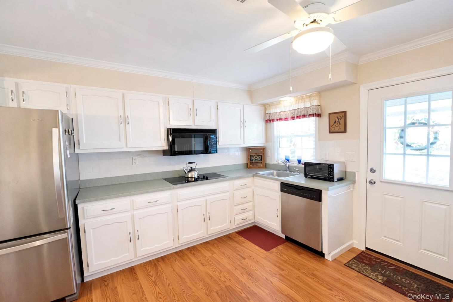 64 Enfield Court, Unit A Ridge, NY 11961 - Photo 6 of 15