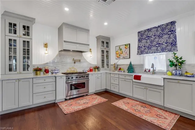 $938,880 | 2582 First Street, Fort Myers, FL 33901