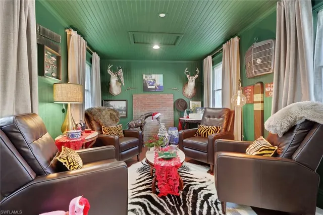 $938,880 | 2582 First Street, Fort Myers, FL 33901