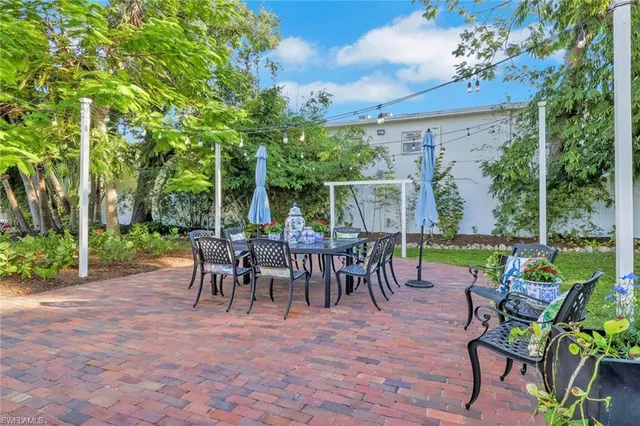 $938,880 | 2582 First Street, Fort Myers, FL 33901