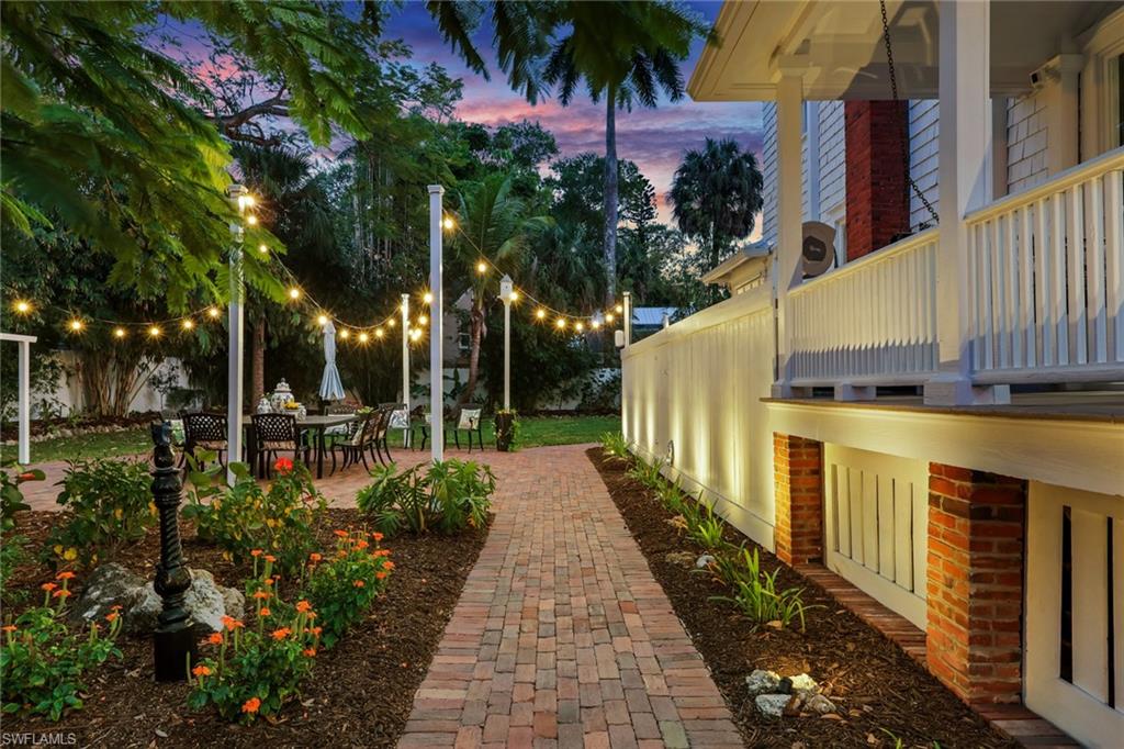 2582 First Street Fort Myers, FL 33901 - Photo 3 of 35 a view of a pathway with a pathway