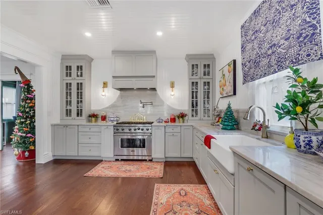 $938,880 | 2582 First Street, Fort Myers, FL 33901