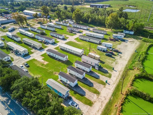 $1,200,000 | 6336 East Opelousas Street East, Lake Charles, LA 70615