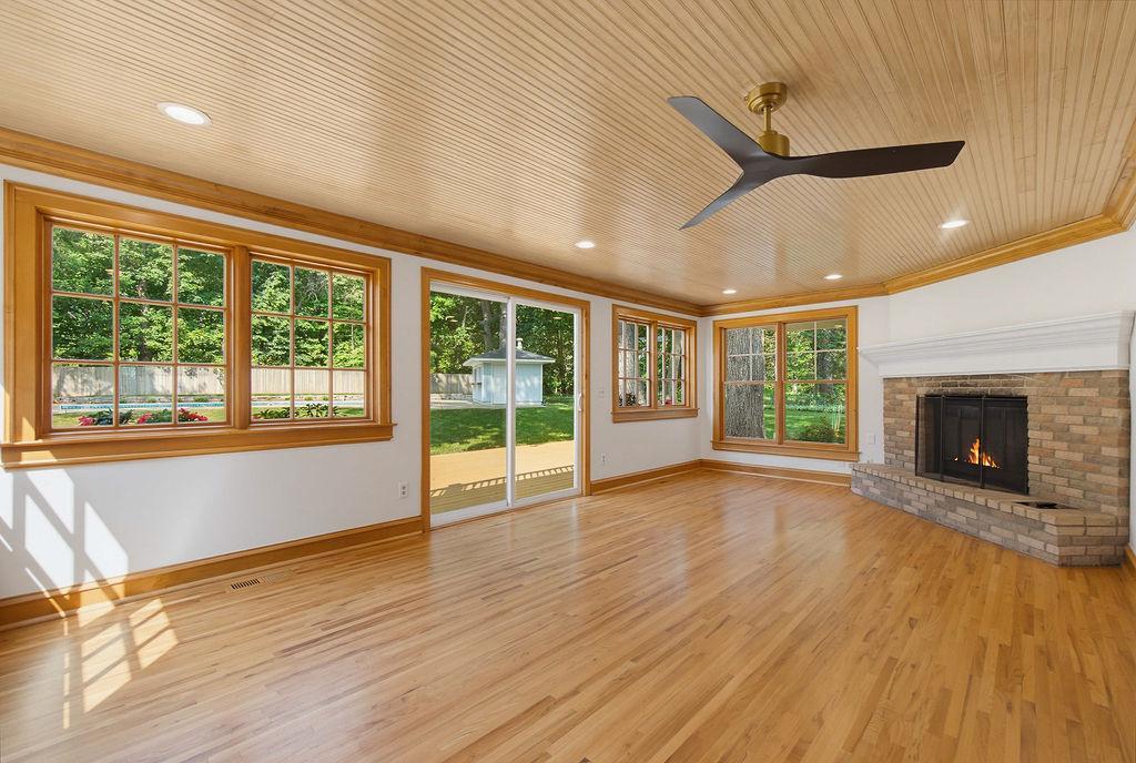 2615 Shadywood Road Orono, MN 55331 - Photo 10 of 33 Gallery Image 10