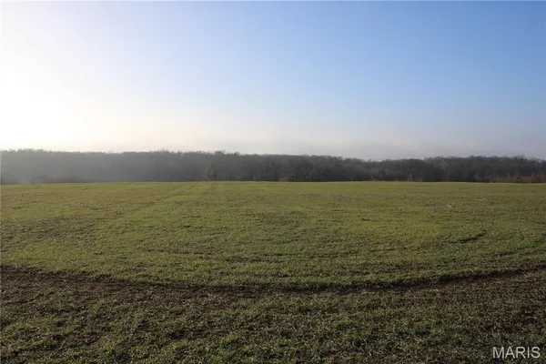 $259,900 | 8 Sharps Place, Perry, MO 63462