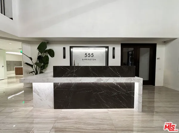 $8,723 | 555 South Barrington Avenue, Unit 223, Los Angeles, CA 90049