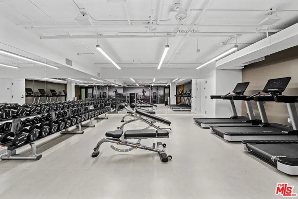 $8,723 | 555 South Barrington Avenue, Unit 223, Los Angeles, CA 90049