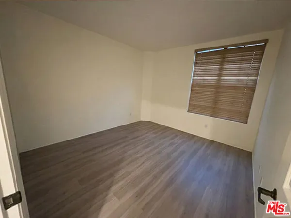 $8,723 | 555 South Barrington Avenue, Unit 223, Los Angeles, CA 90049