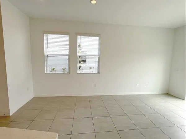 $2,150 | 11832 Glenside Terrace, Palmetto, FL 34221
