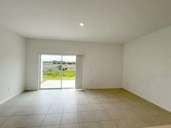 $2,150 | 11832 Glenside Terrace, Palmetto, FL 34221