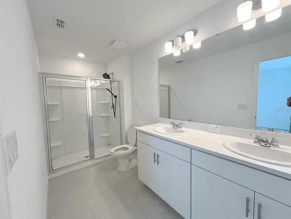 $2,150 | 11832 Glenside Terrace, Palmetto, FL 34221
