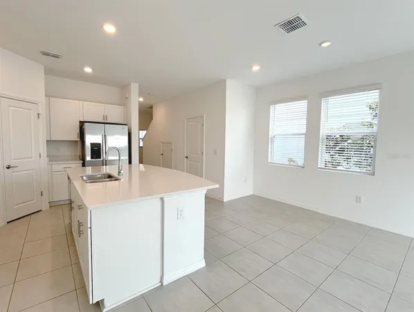 $2,150 | 11832 Glenside Terrace, Palmetto, FL 34221
