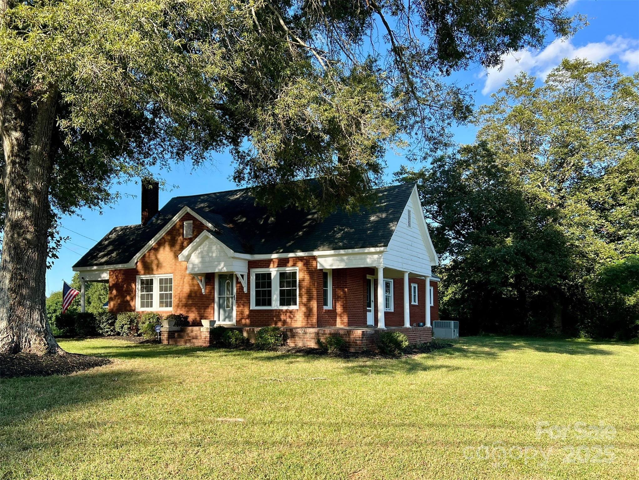 23254 Endy Road Albemarle, NC 28001 - Photo 5 of 43 Gallery Image 5