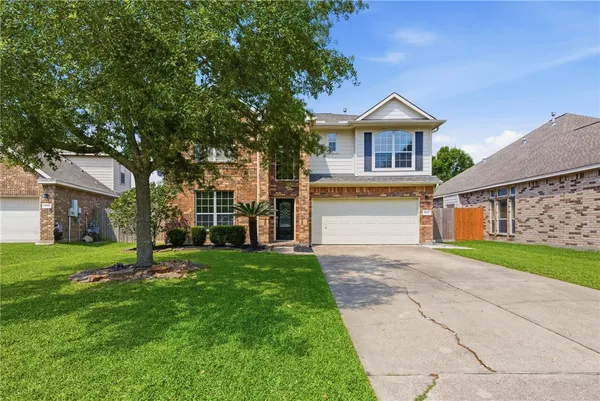 $359,900 | 8311 Rocky River Street, Baytown, TX 77523