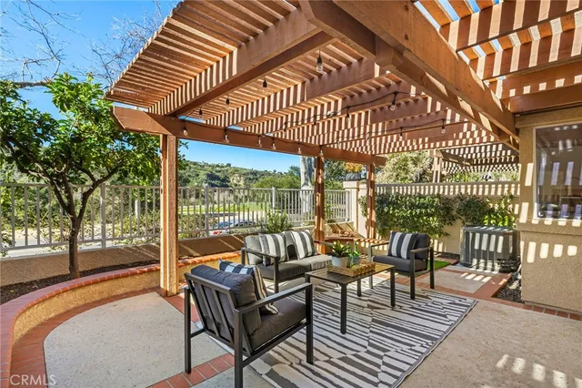 $879,000 | 67 Fuente, Rancho Santa Margarita, CA 92688