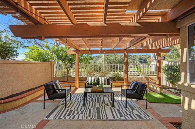 $879,000 | 67 Fuente, Rancho Santa Margarita, CA 92688