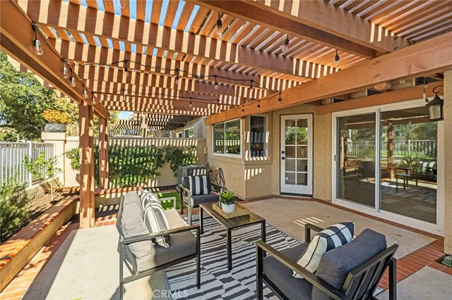 $879,000 | 67 Fuente, Rancho Santa Margarita, CA 92688