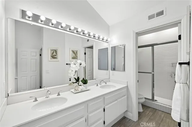 $879,000 | 67 Fuente, Rancho Santa Margarita, CA 92688