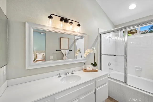 $879,000 | 67 Fuente, Rancho Santa Margarita, CA 92688