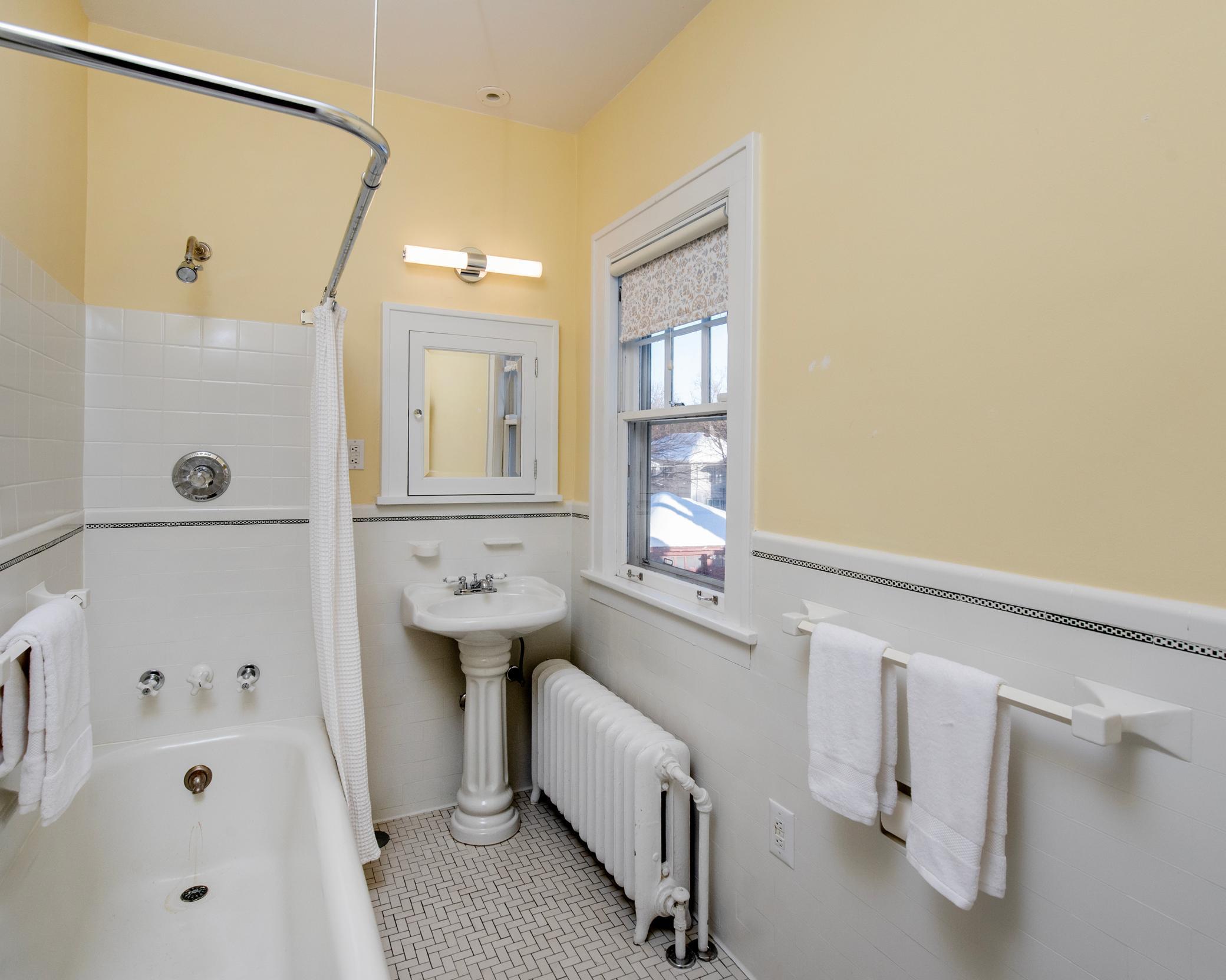 1917 Summit Avenue, Unit 2 St. Paul, MN 55105 - Photo 32 of 54