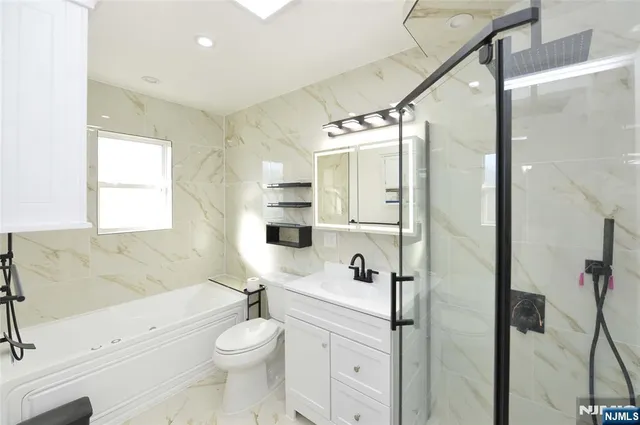 $3,250 | 100 Eastern Way, Rutherford, NJ 07070