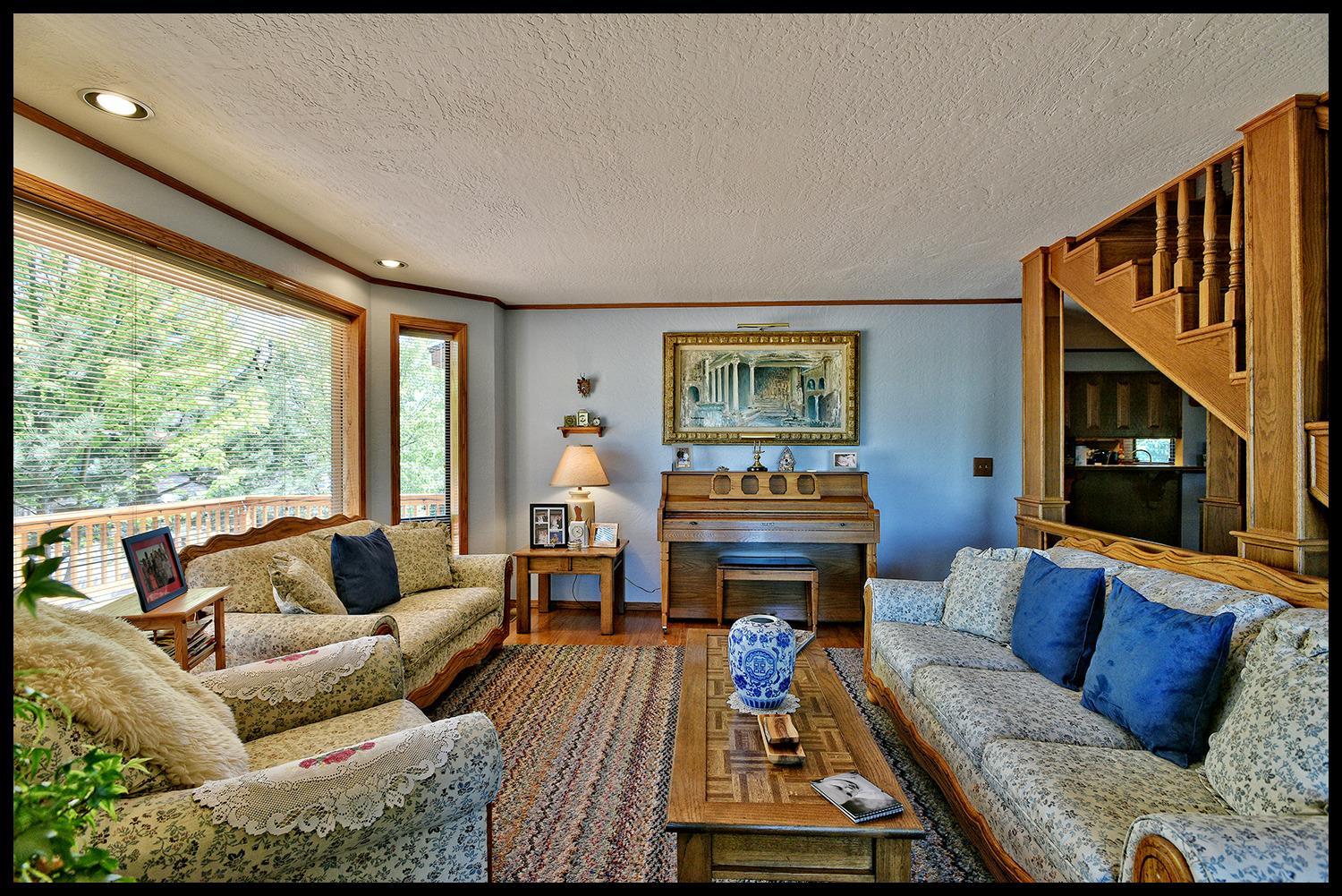 3512 Lone Pine Road Medford, OR 97504 - Photo 12 of 35 Additional Photo