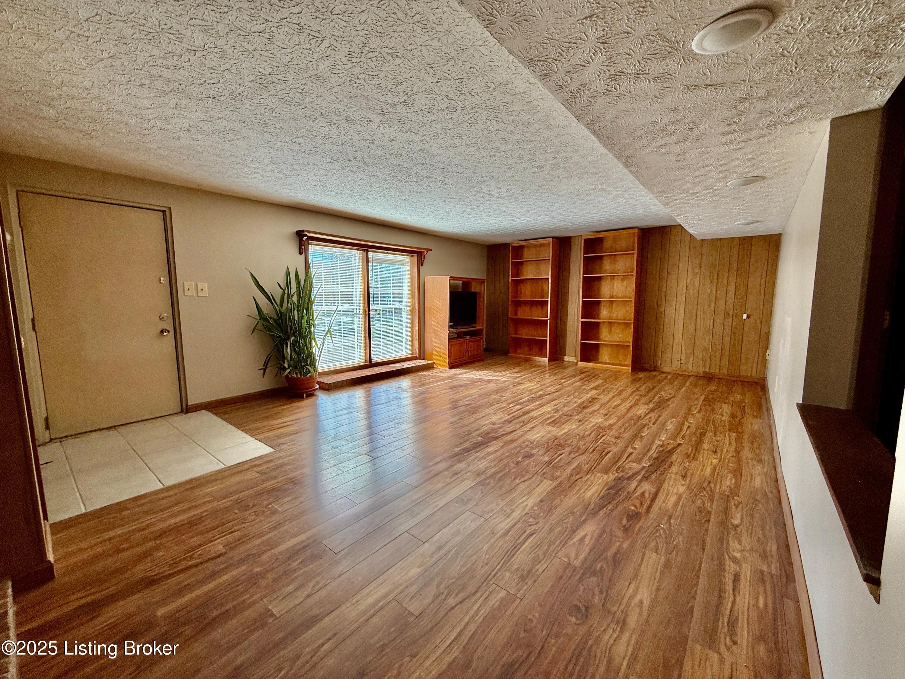 608 Cave Mill Road Leitchfield, KY 42754 - Photo 23 of 42 Family room-Basement
