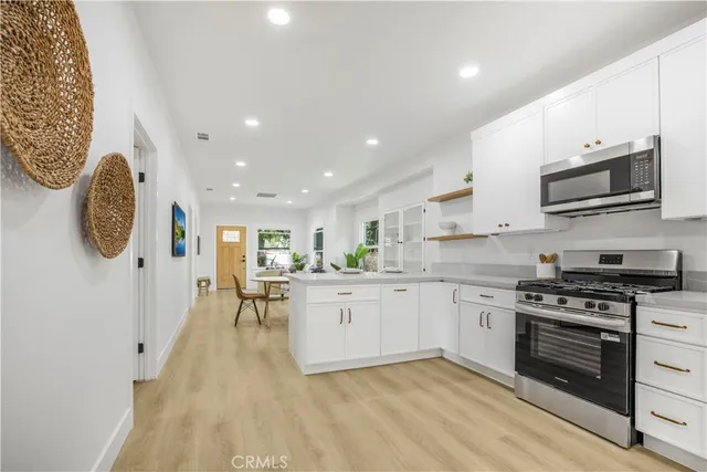 $798,000 | 1270 West 19th Street, Long Beach, CA 90810