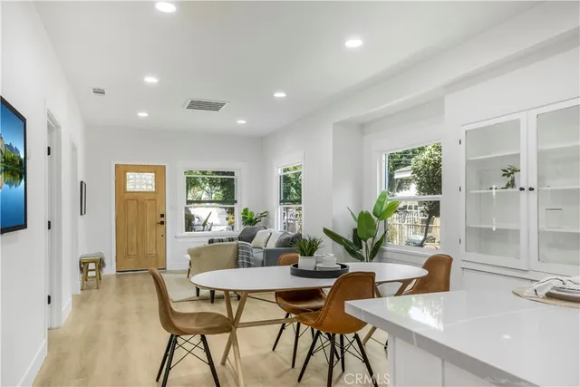 $798,000 | 1270 West 19th Street, Long Beach, CA 90810