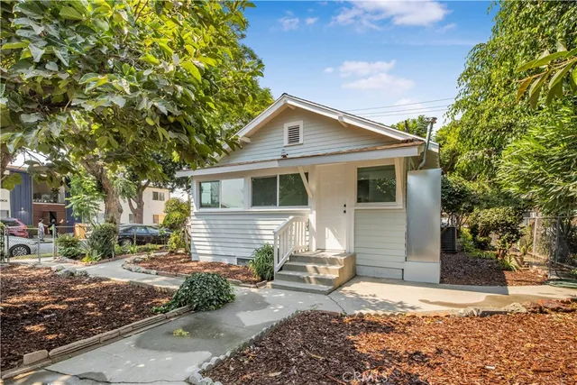 $798,000 | 1270 West 19th Street, Long Beach, CA 90810