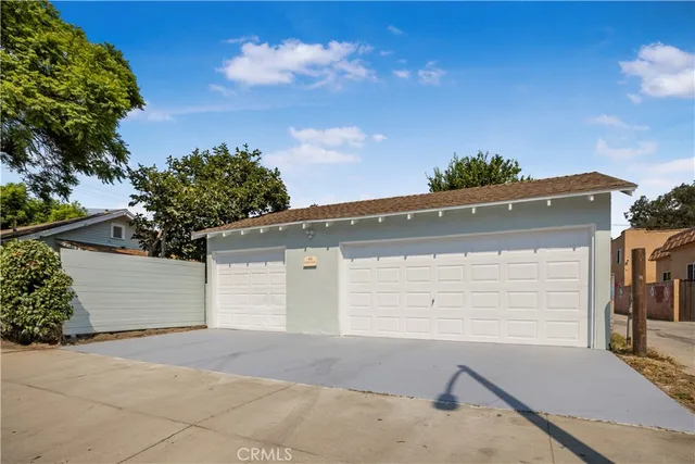 $798,000 | 1270 West 19th Street, Long Beach, CA 90810