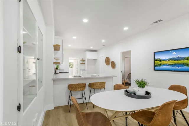 $798,000 | 1270 West 19th Street, Long Beach, CA 90810