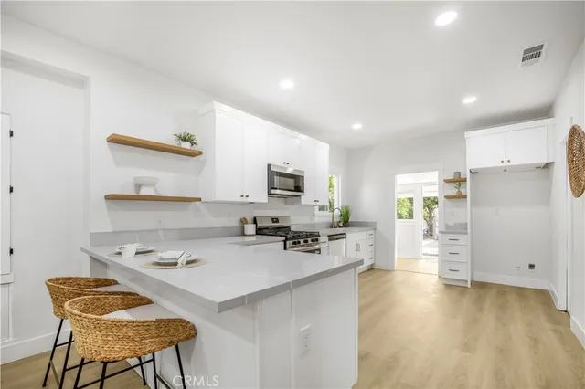 $798,000 | 1270 West 19th Street, Long Beach, CA 90810