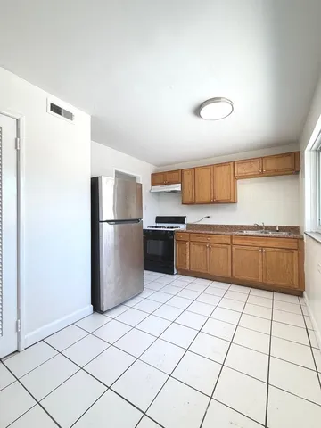 $128,500 | 1469 Stanley Boulevard, Calumet City, IL 60409