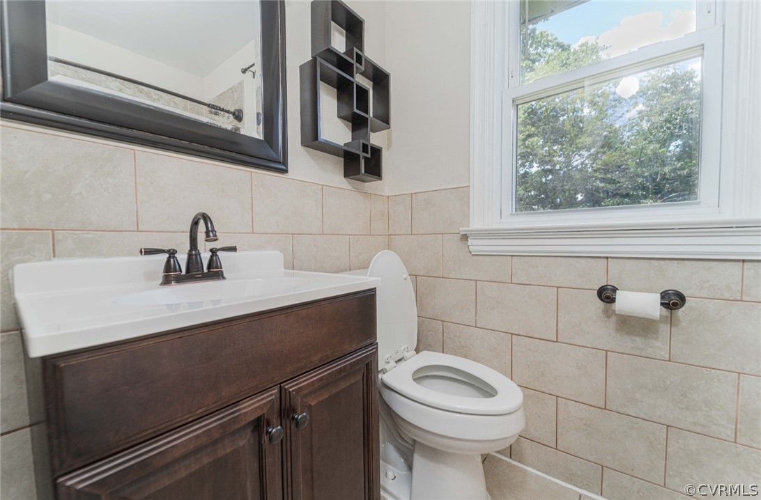 6812 Hopkins Road North Chesterfield, VA 23234 - Photo 15 of 36 Gallery Image 15