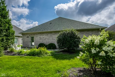 $379,990 | 3382 Nottinghill Drive East, Plainfield, IN 46168