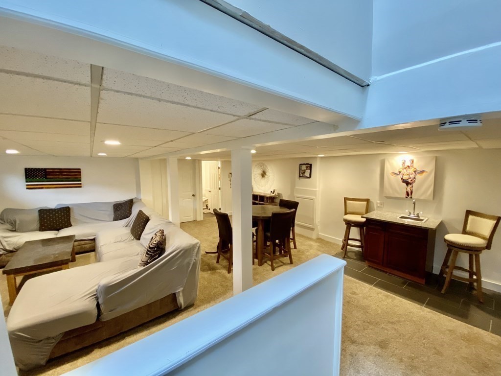 143 River Road Agawam, MA 01001 - Photo 20 of 27 Gallery Image 20
