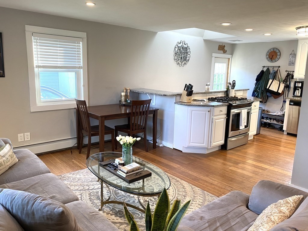 143 River Road Agawam, MA 01001 - Photo 8 of 27 Gallery Image 8