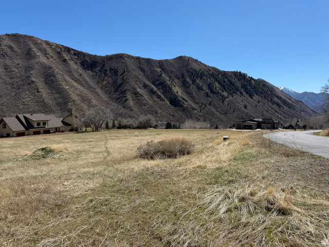 St, Unit 17 Springville, UT 84663 - Photo 2 of 9