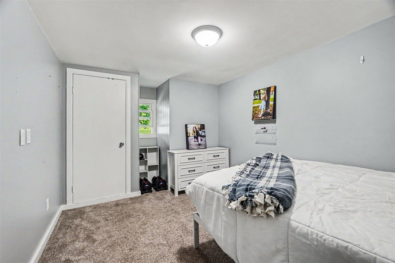 5729 North Sprinkle Road Kalamazoo, MI 49004 - Photo 7 of 14