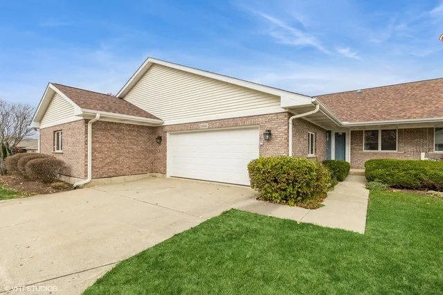 $334,999 | 10826 Timer Drive, Unit 2, Huntley, IL 60142